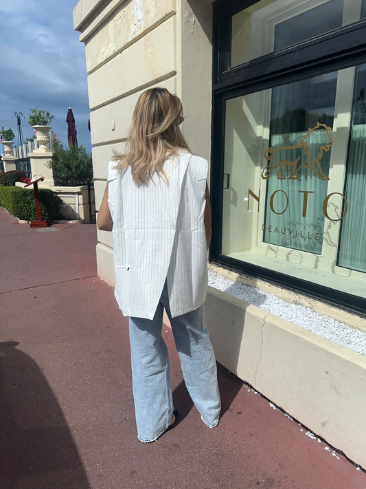 Blazer sans manches dos ouvert blanc rayé